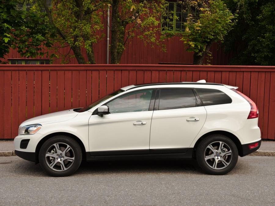  Volvo XC60 D3 2009 года  (фото 12 из 12)